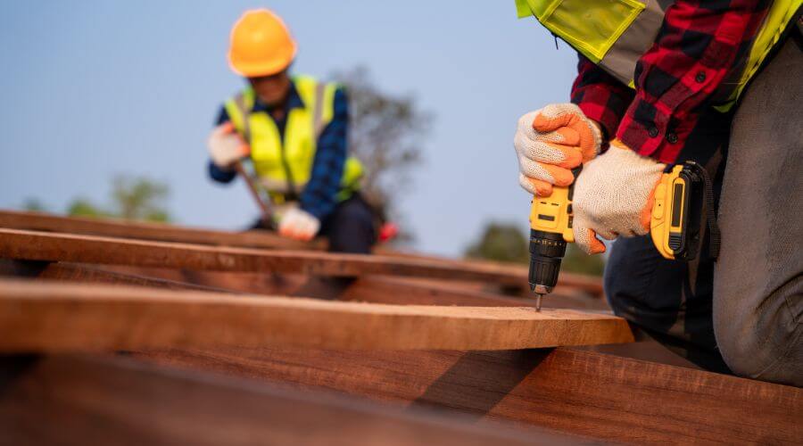 Professional New roof installation in Venetie, AK